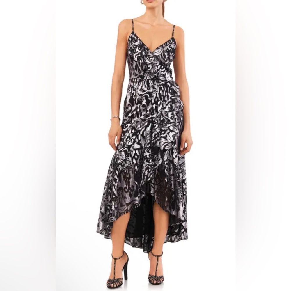 Elegant Black and silver 1. State size xl Women's ruffle Dress